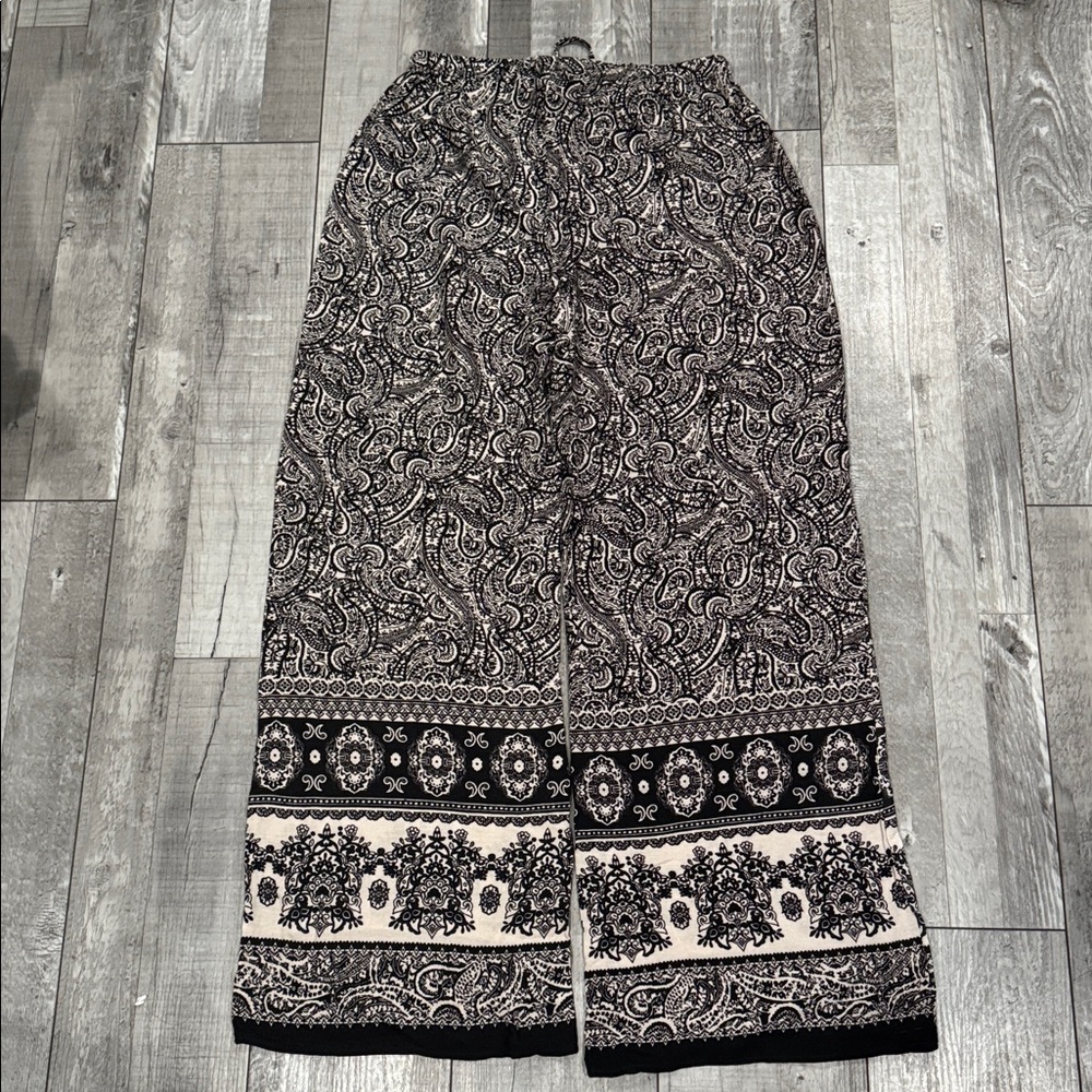 MAXINE NICHOLS Boho Wide Leg Pants - Picture 6 of 6